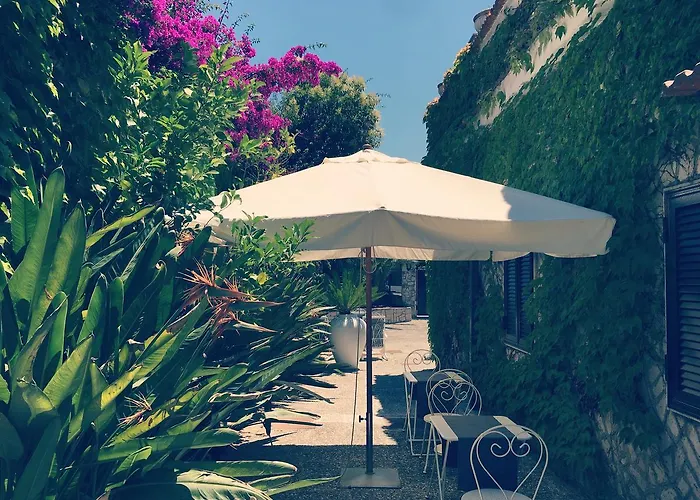 Vila Dimora San Bartolomeo *